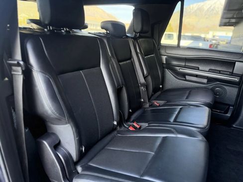 Used 2021 Ford Expedition Max XLT image 20