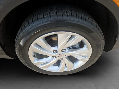 Used 2025 Buick Encore GX Preferred AWD/4WD image 35
