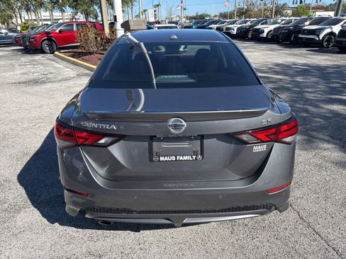Certified 2021 Nissan Sentra SR image 6