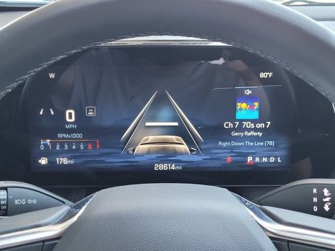 Used 2025 Chevrolet Equinox LT w/ Convenience Package II FWD image 8