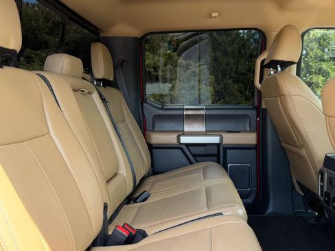 Used 2022 Ford F250 Lariat w/ Lariat Value Package AWD/4WD image 30