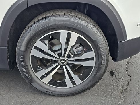 New 2025 Mercedes-Benz GLB 250 4MATIC image 7