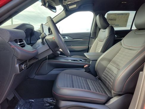 New 2026 Ford Explorer ST-Line w/ ST-Line Street Pack RWD image 15