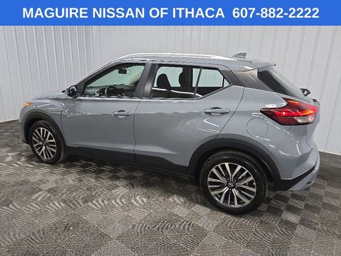 Used 2021 Nissan Kicks SV FWD image 4
