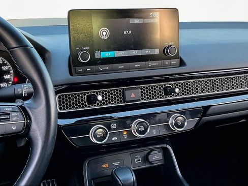 Used 2024 Honda Civic Sport image 10