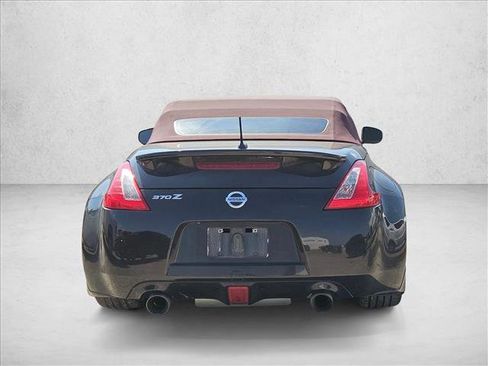 Used 2013 Nissan 370Z Touring w/ Sport Pkg RWD image 6