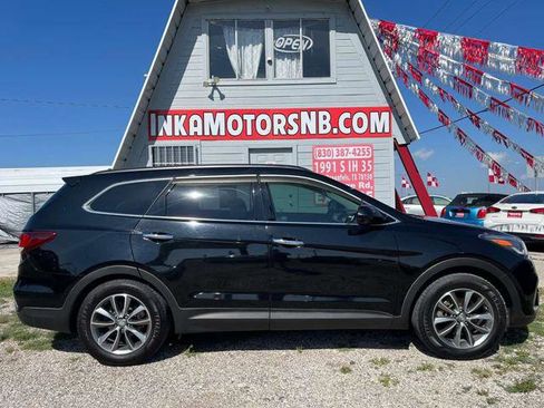 Used 2018 Hyundai Santa Fe SE FWD image 8
