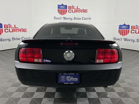 Used 2007 Ford Mustang Premium image 4