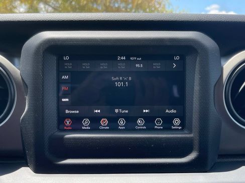 Used 2021 Jeep Gladiator Sport AWD/4WD image 56