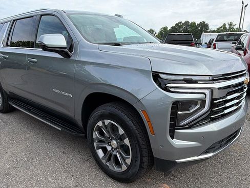 New 2026 Chevrolet Suburban LT w/ Comfort Package RWD image 3