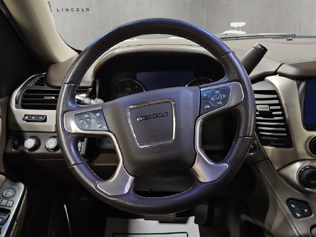 Used 2019 GMC Yukon XL Denali w/ Open Road Package AWD/4WD image 14