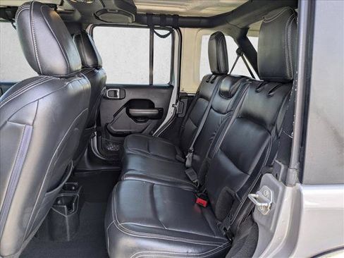 Used 2020 Jeep Wrangler Unlimited Sport S AWD/4WD image 17
