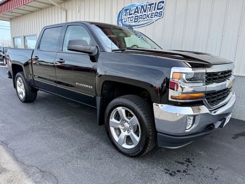 Used 2017 Chevrolet Silverado 1500 LT w/ All Star Edition image 4