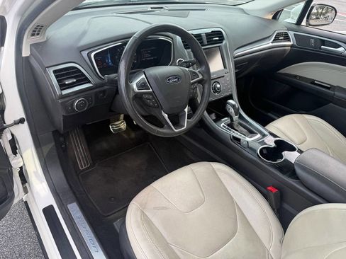 Used 2015 Ford Fusion Energi Titanium FWD image 9