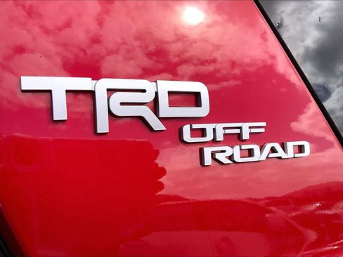 Used 2024 Toyota 4Runner TRD Off-Road AWD/4WD image 7