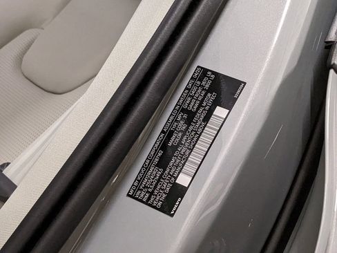 New 2026 Volvo XC60 B5 Ultra w/ Protection Package Premier image 30