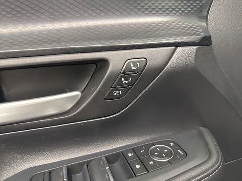 Used 2025 Toyota Grand Highlander AWD Hybrid image 19