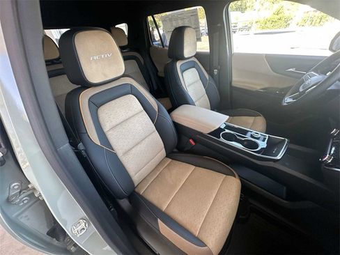 New 2026 Chevrolet Equinox ACTIV w/ Convenience Package III image 27