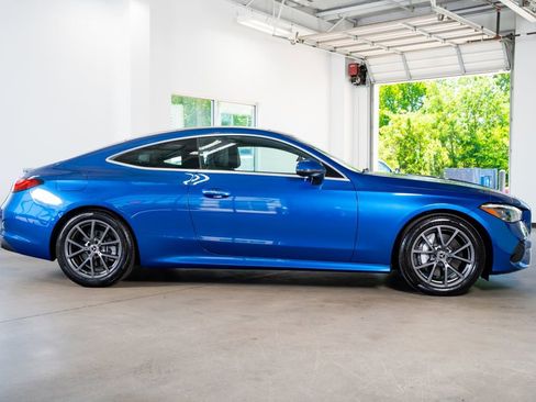 Used 2024 Mercedes-Benz CLE 300 4MATIC Coupe image 6