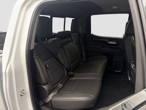 Certified 2025 GMC Sierra 1500 SLT w/ SLT Premium Package AWD/4WD image 29