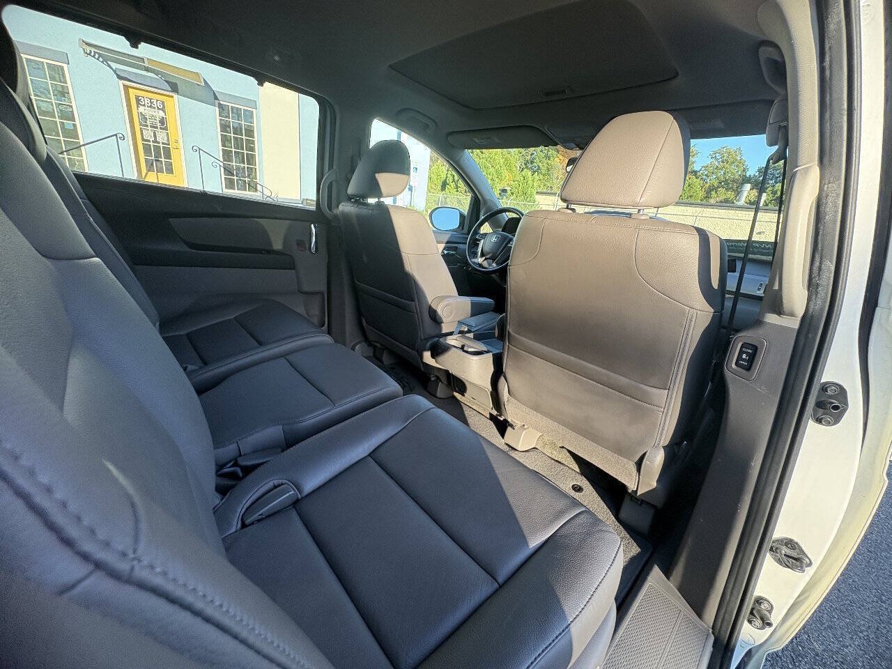 Used 2017 Honda Odyssey EX-L image 22