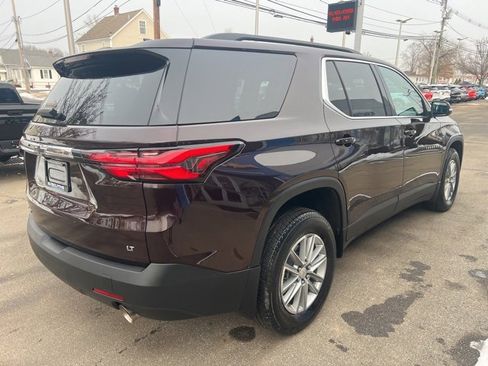 Used 2023 Chevrolet Traverse LT image 6