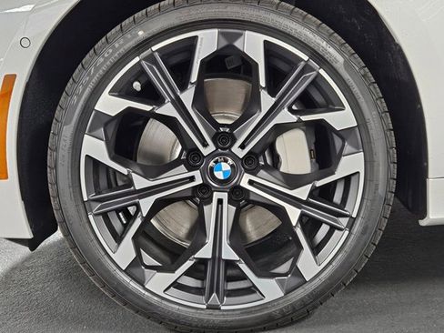 Used 2026 BMW 330i Sedan w/ Premium Package RWD image 16