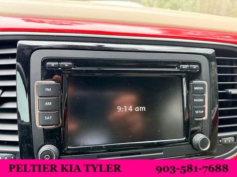 Used 2015 Volkswagen Beetle 1.8T image 19