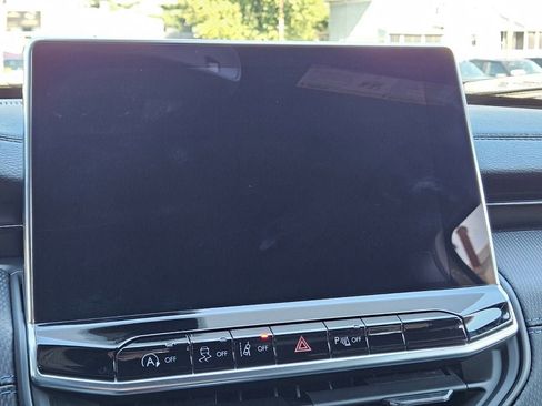 New 2025 Jeep Compass Limited w/ Sun & Sound Group image 20