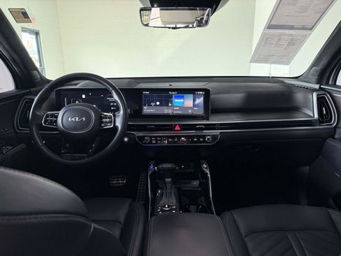Used 2024 Kia Sorento SX Prestige AWD/4WD image 17