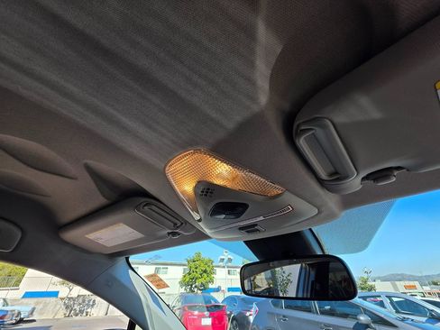 Used 2020 Toyota C-HR Limited image 18