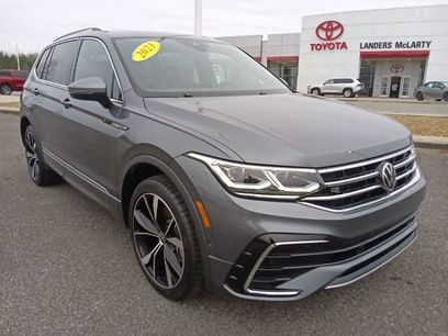 Used 2023 Volkswagen Tiguan SEL R-Line