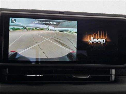 New 2025 Jeep Gladiator Rubicon w/ Safety Group image 13