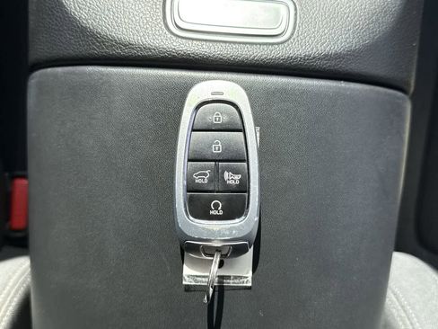 Used 2023 Hyundai Santa Fe SEL image 23