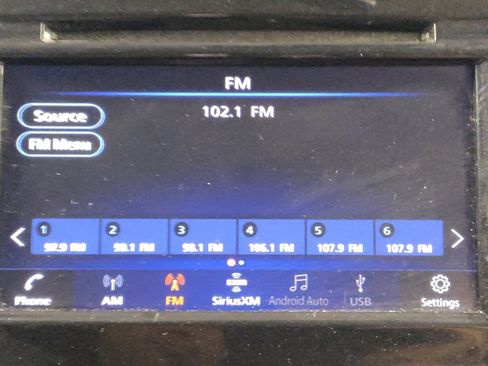 Used 2020 Nissan Rogue Sport SV FWD image 25