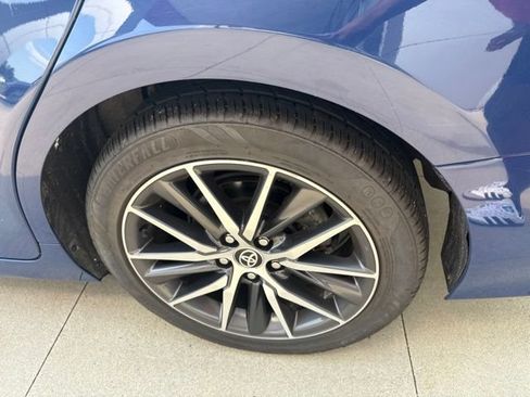 Used 2024 Toyota Camry XLE w/ Cold Weather Package FWD image 11