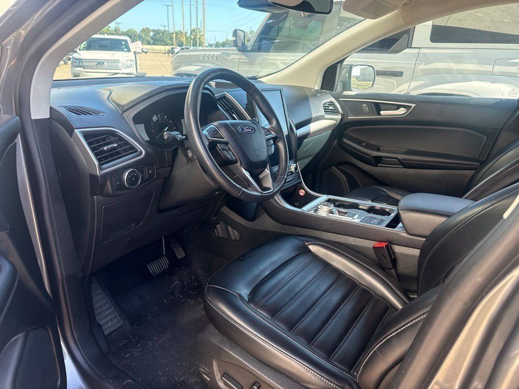 Used 2024 Ford Edge SEL AWD/4WD image 8