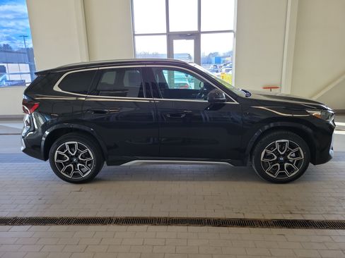 Used 2026 BMW X1 xDrive28i w/ Technology Package AWD/4WD image 4