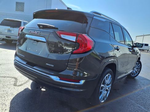Used 2024 GMC Terrain Denali w/ Denali Premium Package AWD/4WD image 36