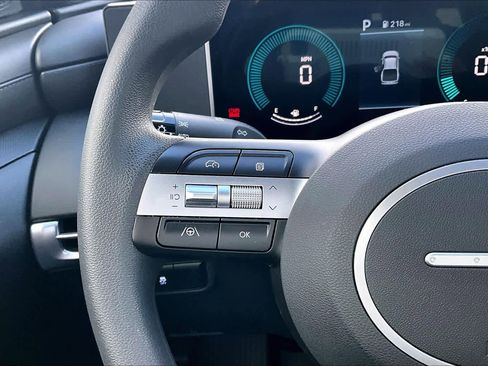 Certified 2025 Hyundai Santa Cruz SE image 22