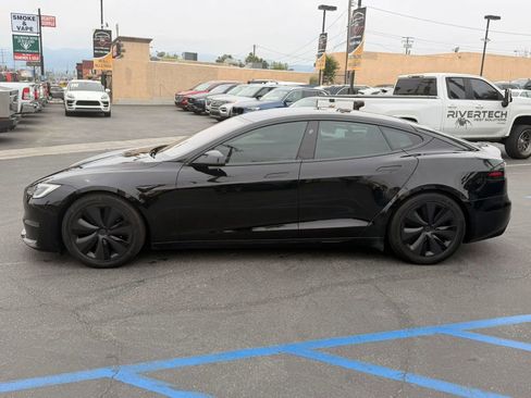 Used 2022 Tesla Model S Standard Range AWD/4WD image 4