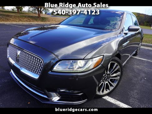 Used 2017 Lincoln Continental Select image 1