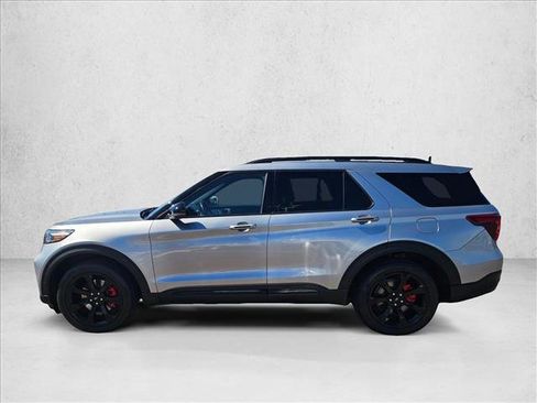 Certified 2022 Ford Explorer ST w/ Equipment Group 401A AWD/4WD image 10