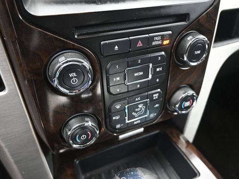 Used 2013 Ford F150 Platinum RWD image 15