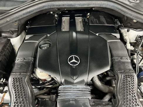 Used 2017 Mercedes-Benz GLS 450 4MATIC image 26