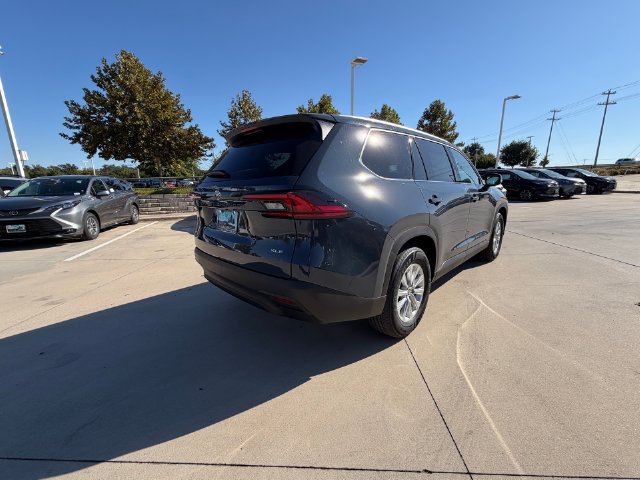 New 2026 Toyota Grand Highlander XLE FWD image 5