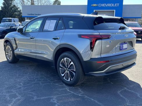 Used 2025 Chevrolet Blazer EV LT image 5