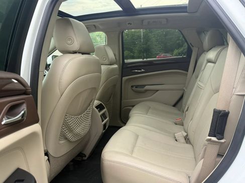 Used 2016 Cadillac SRX Luxury w/ Driver Awareness Package AWD/4WD image 15