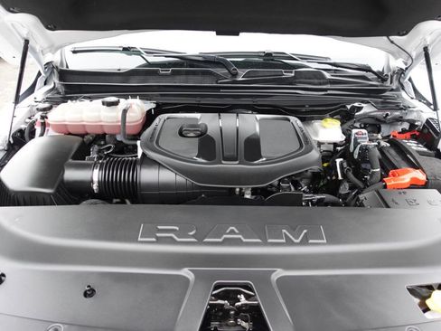 Used 2025 RAM 1500 Laramie w/ Sport Appearance Package AWD/4WD image 60