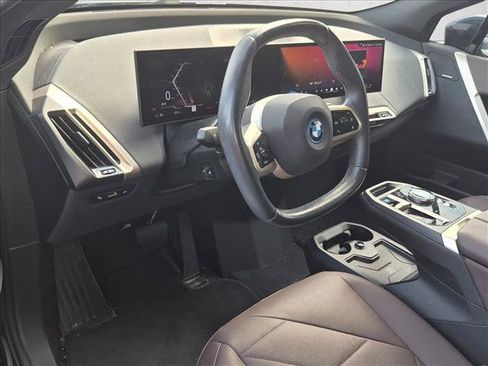 Certified 2024 BMW iX xDrive50 w/ Sport Package AWD/4WD image 4